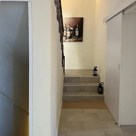 Casetta In Collina 2 *