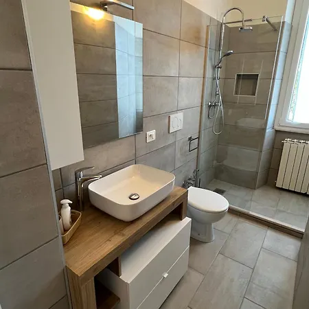 Casetta In Collina 2 *