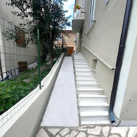 アパート Casetta In Collina 2